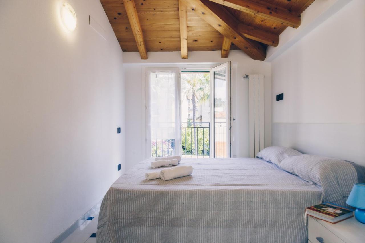 189 - Casa Bordighera Centro, 350Metri Dal Mare Apartment Bagian luar foto